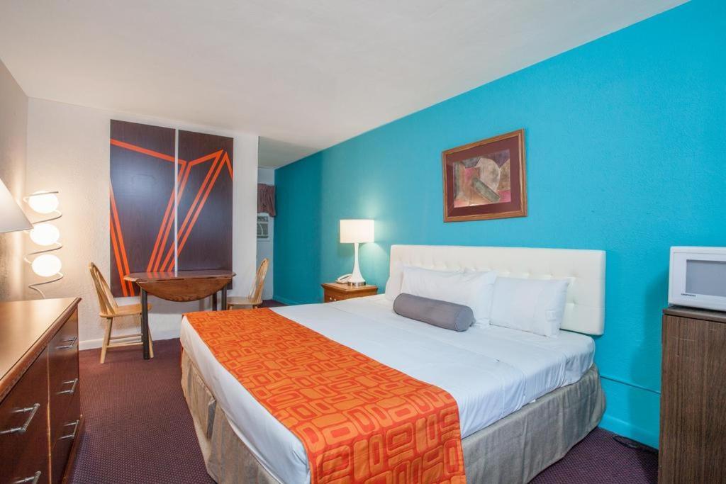 Boardwalk Hammock Inn Wildwood Beach Hotel Oceanfront エクステリア 写真